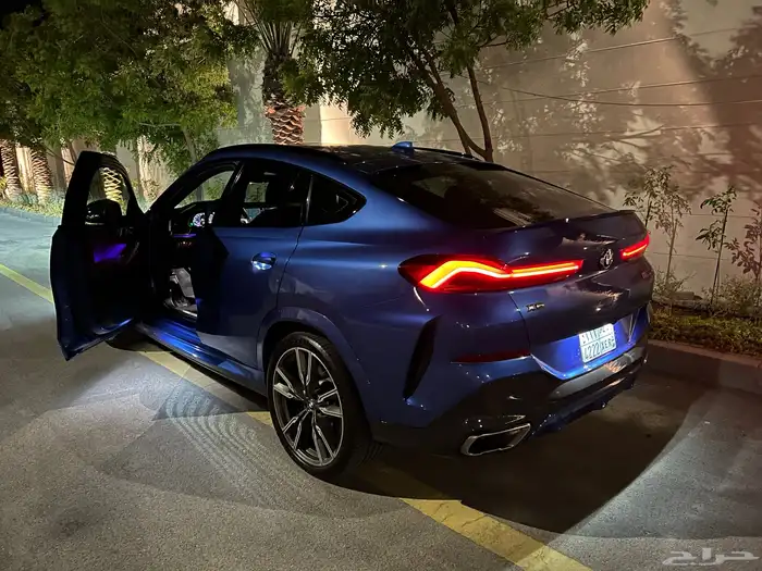 بي ام دبليو x6 50i 11