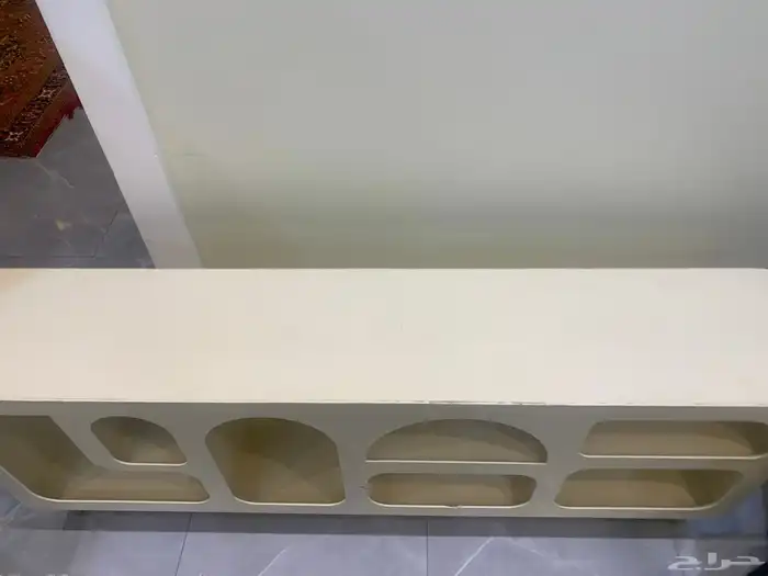 للبيع مكتبة شاشة 2