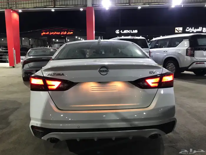 نيسان التيما SV نصف فل 2025 بترومين كاش واقساط 3