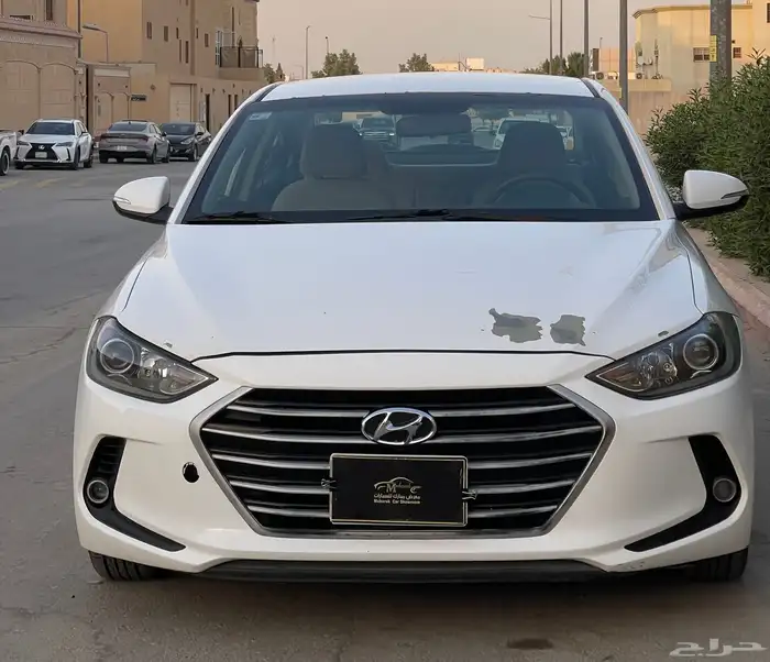 هونداي- إلنترا-2017- استاندر-بنزين- محرك-1600-سي سي 1