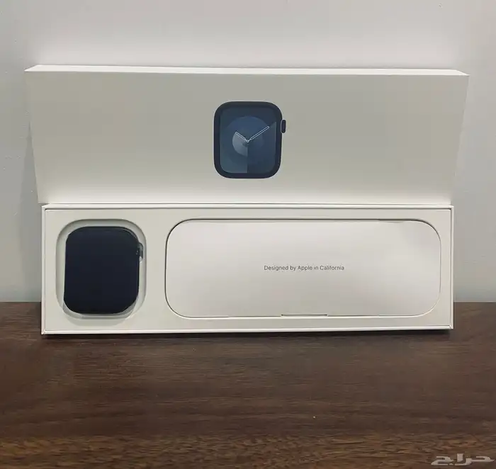 ساعة أبل الجيل التاسع شبه جديدة 2