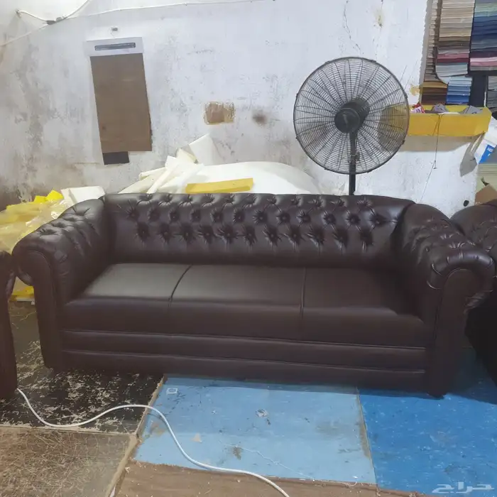 كنب جلد مكتبي مادل ملكي فخم و في كل موديلات و الوان موجود 4