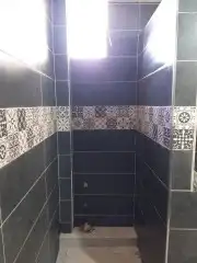 مبلط خبرة سنوات في مجال البلاط شغل جديد او ترميم 1