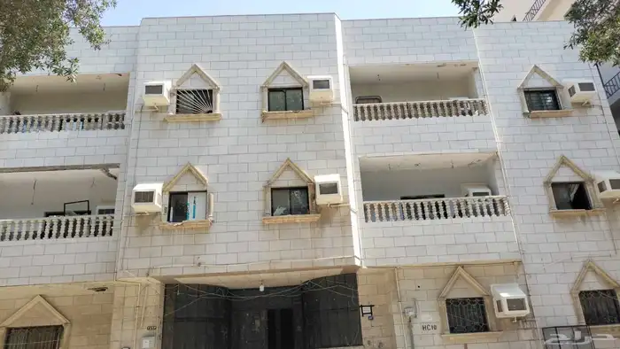 للبيع عمارة استثماري بحي العزيزية صيده و فرصصه للاستثمار 0