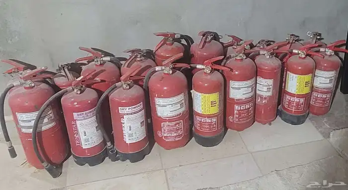 طفايات حريق للبيع 45 و 50 رس نظيف جدا جدا 0
