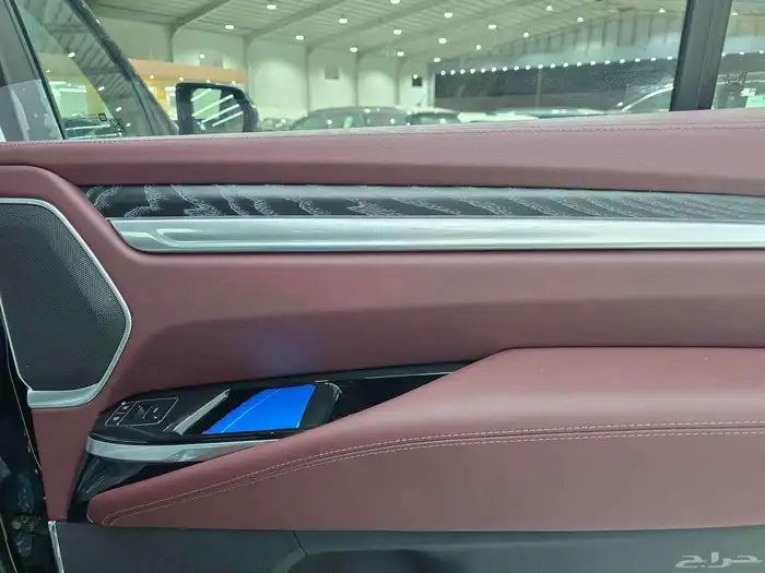 كاديلاك اسكاليد سبورت 2025 17