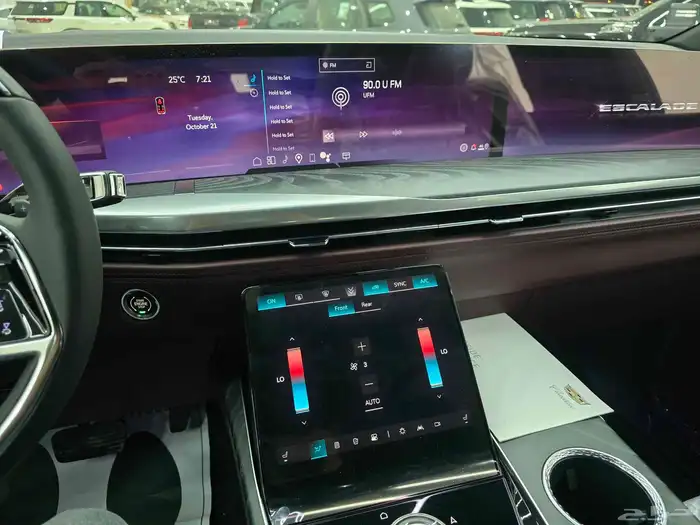 كاديلاك اسكاليد سبورت 2025 13