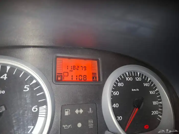 urgent sell renault duster model 2015 Run 118 km 3