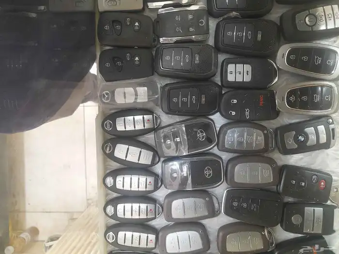 نسخ وبرمجة المفاتيح البصمة والعادي فتح شقق وخزنات تصليح ريمو 2