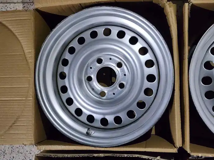 للبيع جنوط مرسدس 2