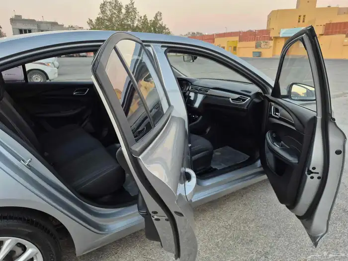 سيارة MG5 موديل 2022 مثل الجديدة 2