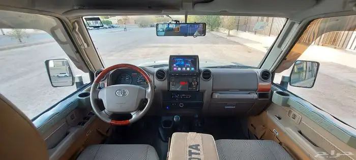 جيب شاص غمارتين 2015 مجهز بالكامل 8