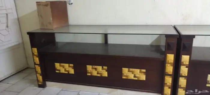 طاولات عرض 0