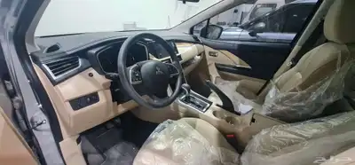 Mitsubishi Xpander 2025 model 7seater mileage 10 index