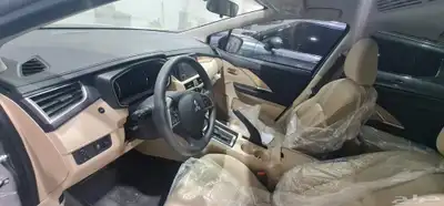 Mitsubishi Xpander 2025 model 7seater mileage 10 index