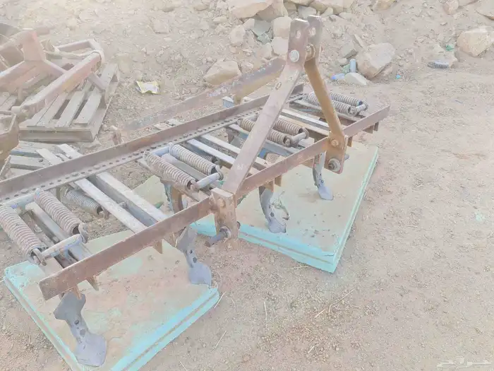 مشط حراثة 7 اسنان للبيع 0