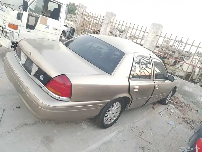 قطع غيار فقط فورد فكتوريا 0