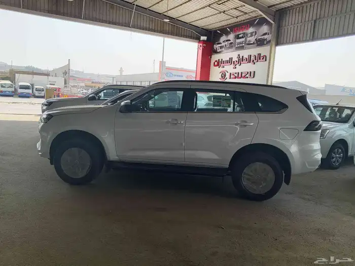 إيسوزو MUX 2026 فل كامل بأسعار منافسة 5