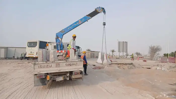 بومتراك ونش ثلاثة طن للإجار اليومي او الشهري 2