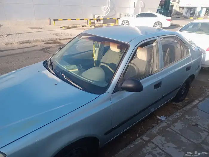 السلام عليكم للبيع سيارة هونداي اكسنت 2005 مفحوص مجدد 5