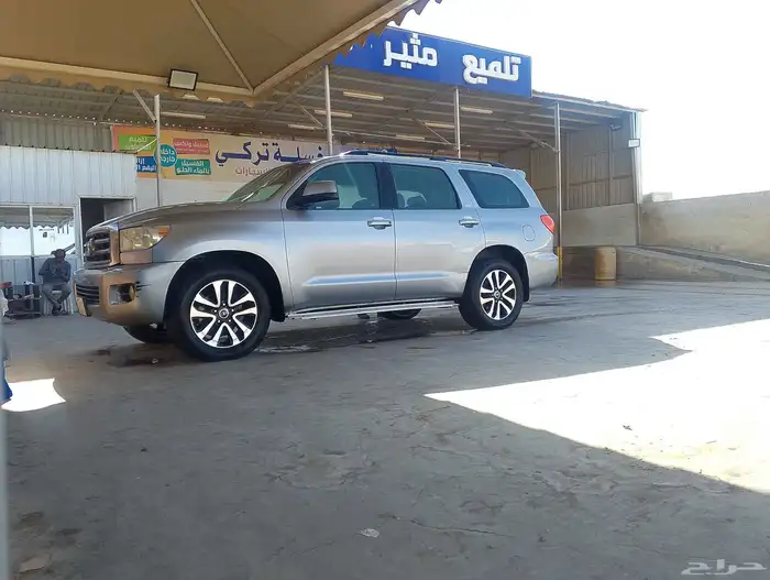 للبيع سكويا بدون دبل 2009 4