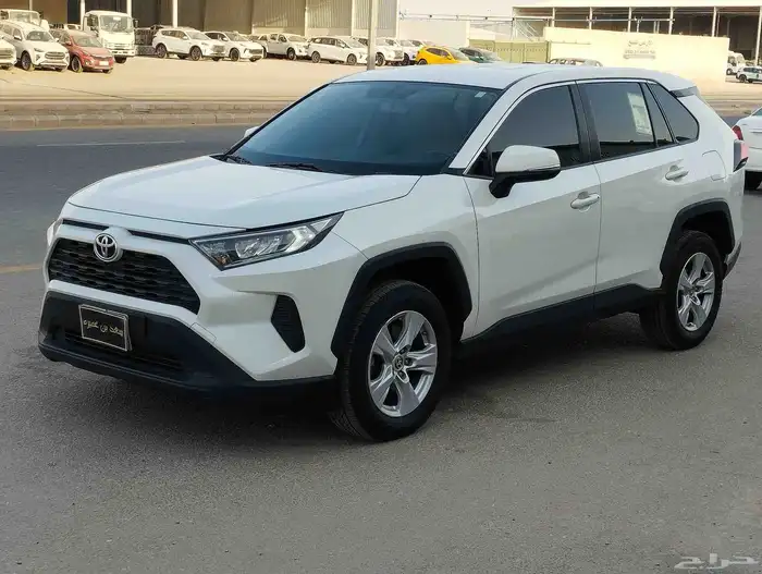 تويوتا راف فور موديل 2021 2
