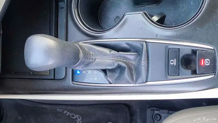 تويوتا كامري LE موديل 2024 13