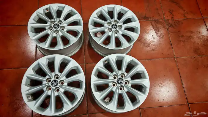 جنوط كورلا اصلي وكاله شبه جديد مقاس 16 مديل 2022 6