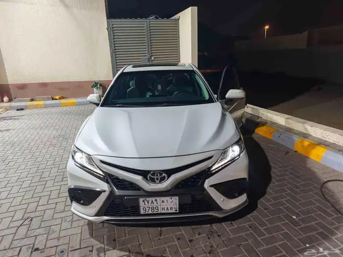 تويوتا كامري 2023 SE 4