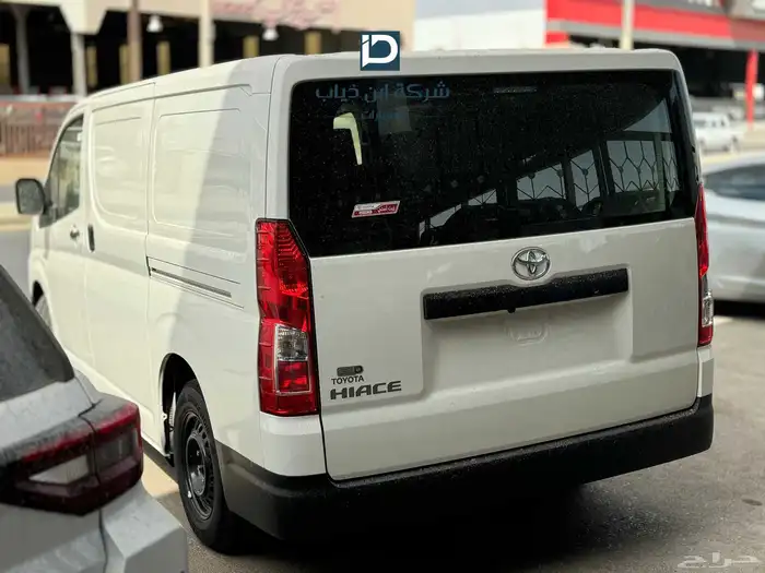 تويوتا هايس فان بضاعة سقف منخفض 2026 ديزل قير عادي 3