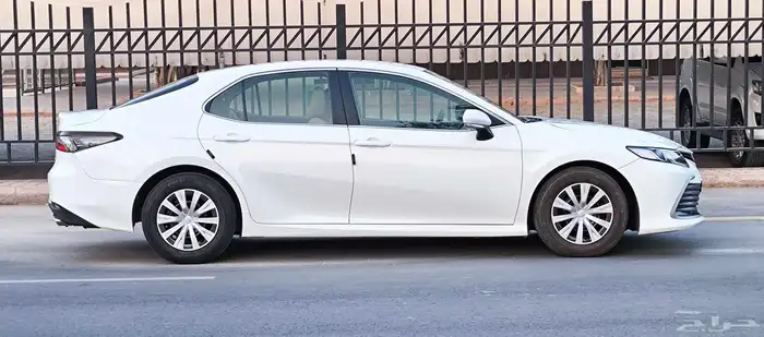 تويوتا كامري LE موديل 2024 6