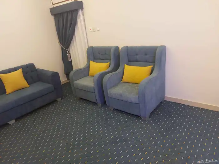 ابو يوسف لتفصيل الكنب والستائر وجميع انوع التجديد والصيانه 3