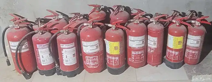 طفايات حريق للبيع 45 و 50 رس نظيف جدا جدا 3