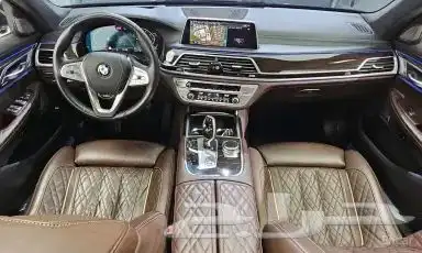 BMW 740i G11 Design Pure Excellence بسعر مميز 5