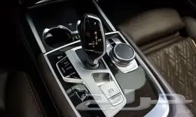 BMW 740i G11 Design Pure Excellence بسعر مميز 7