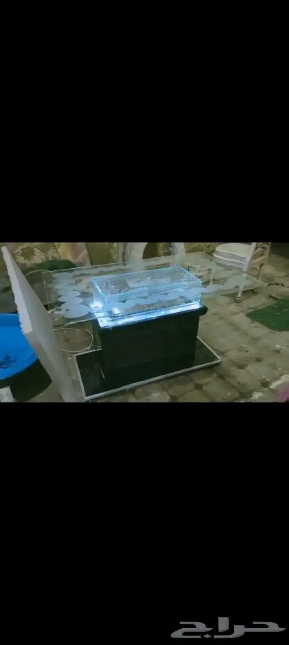 طاوله مائيه عباره عن طاوله و نافوره. تناسب الفنادق 7