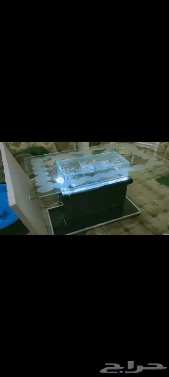 طاوله مائيه عباره عن طاوله و نافوره. تناسب الفنادق 9