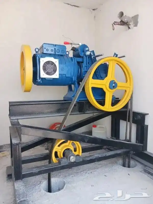 توريد وتركيب وصيانة جميع انواع المصاعد الايطاليه 4