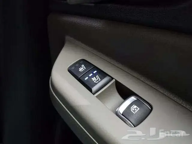 كيا كرنفال 2025 10