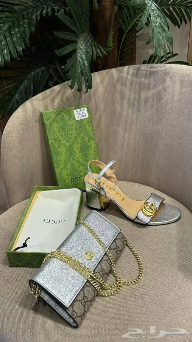 شنط قوتشي موديلات متنوعة السعر شامل التوصيل للمنزل 18