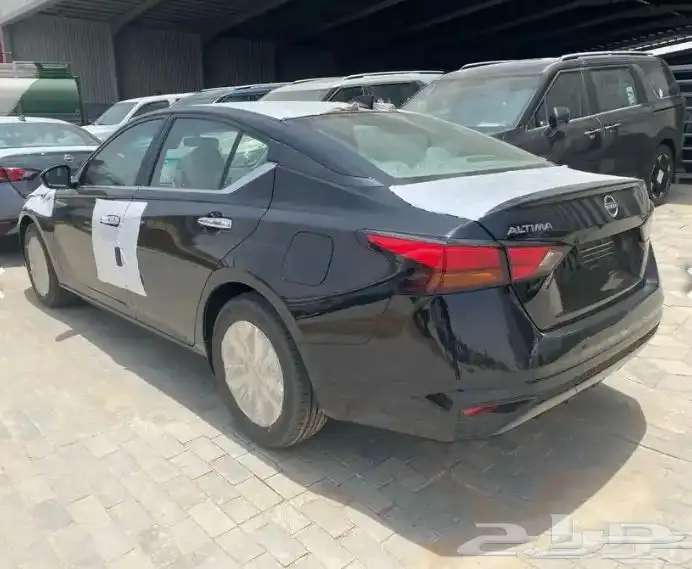 نيسان التيما ستاندر 2025 6