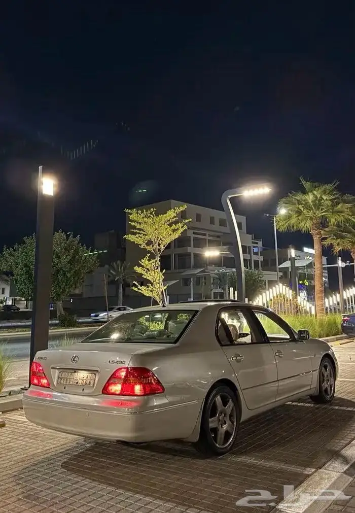 لكزس LS فل الترا 2002 سعودي ممشى قليل 3