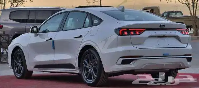 فورد تورس امبيانتي 2025 3