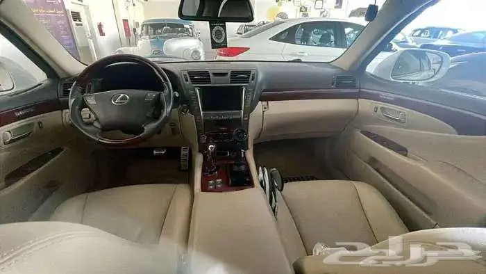لكزس LS 2009 فل كامل 9