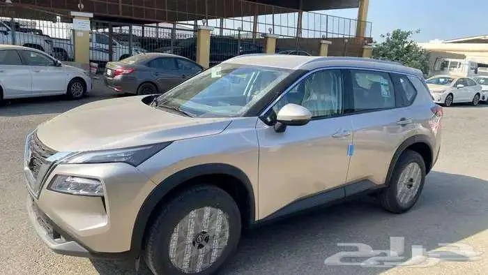 نيسان اكس تريل 7  5 راكب استاندر دبل موديل 2025 كاش وتمويل 5