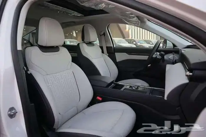 فورد تورس امبيانتي 2025 6