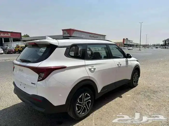كيا كارينز نص فل موديل 2025 بصمه كاش وتاجير بالتمليك 1