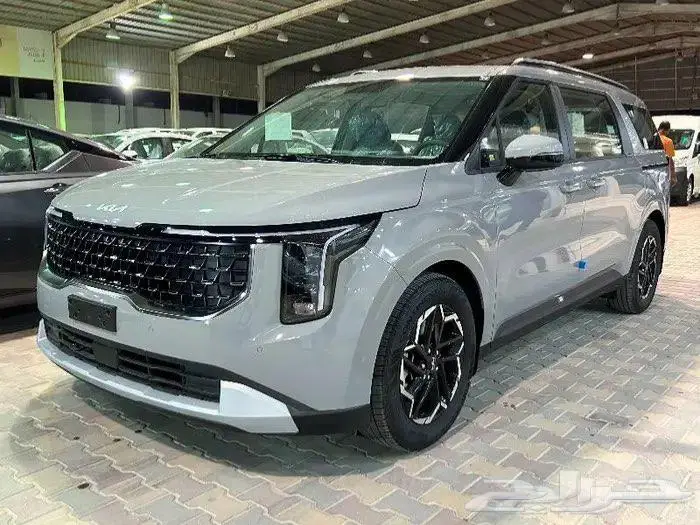 كيا كارنيفال ستاندر موديل 2026 بالنقد والتقسيط 10