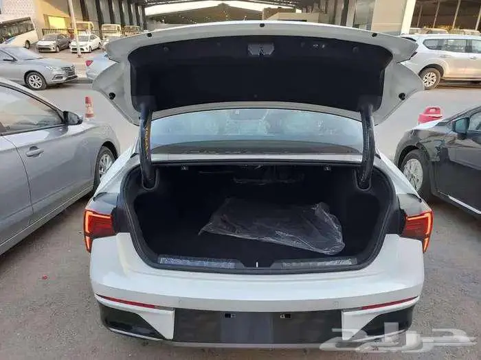 كيا K5 نص فل 2026 قير اوتماتيك بنزين 6