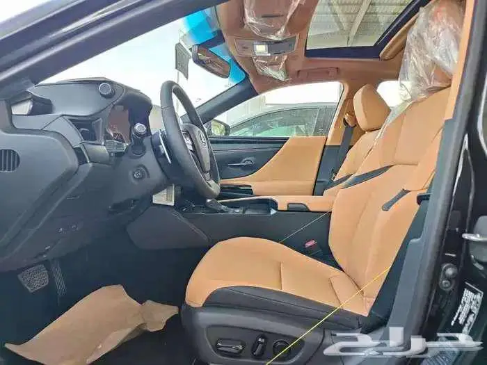 لكزس ES 250 AA ستاندر 2025 سعودي 7